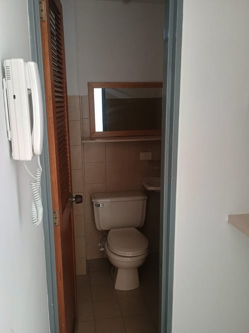Oficina en arriendo en Suramericana, Medellín, 30 m² · foto 6 de 13