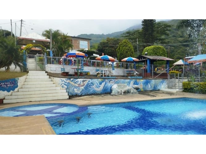 Finca en venta en El Pomo, Palmira, 1100 m² · foto 2 de 24