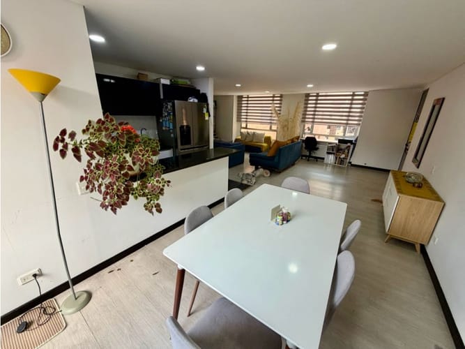 Apartamento en venta en Cedritos, Bogotá · foto 6 de 18