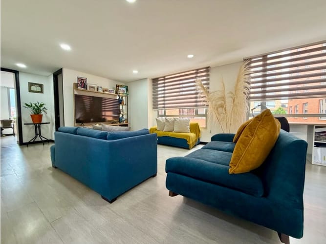 Apartamento en venta en Cedritos, Bogotá · foto 9 de 18