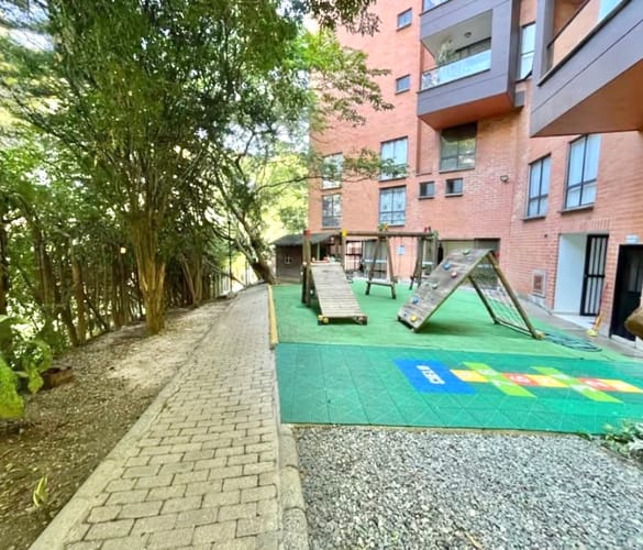 Apartamento de 4 alcobas en venta en El Diamante No. 2, Medellín, 185 m² · foto 18 de 18