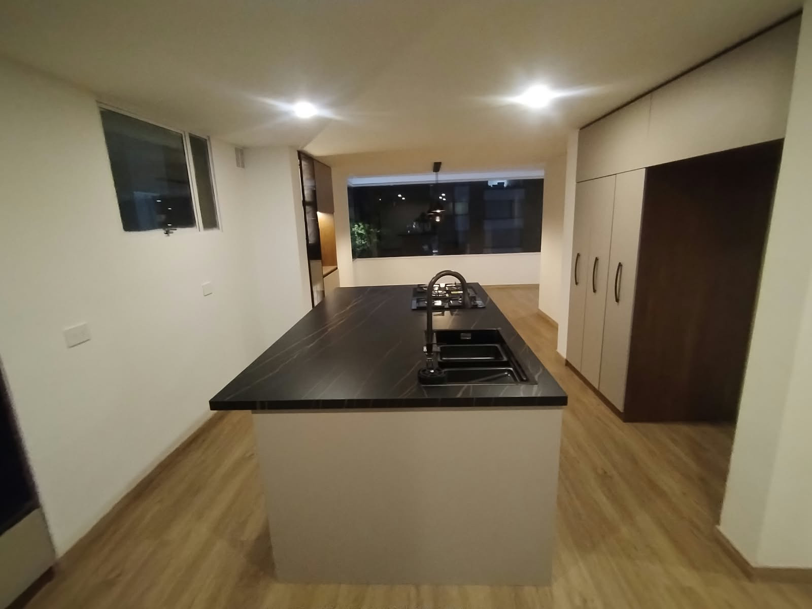 Apartamento en venta en Santa Barbara, Bogotá · foto 10 de 24