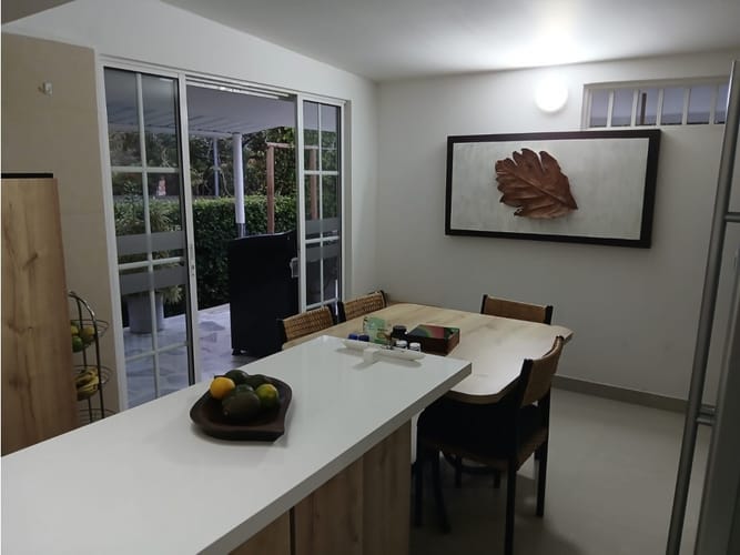 Casa de 4 alcobas en venta en Las Mercedes, Jamundí, 250 m² · foto 5 de 15