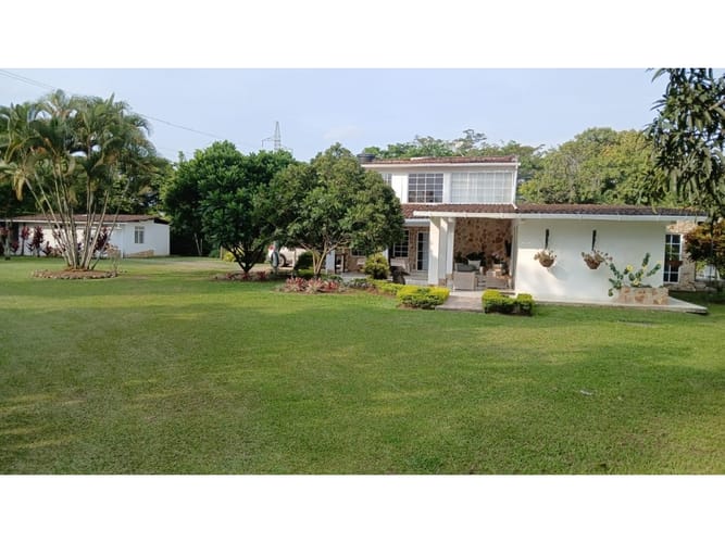 Casa de 4 alcobas en venta en Las Mercedes, Jamundí, 250 m² · foto 15 de 15