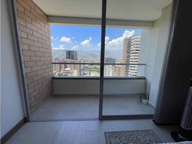Apartamento de 2 alcobas en venta en Villa Carlota, Medellín, 86 m² · foto 12 de 24