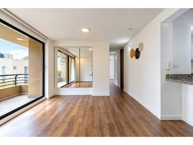 Apartamento de 3 alcobas en venta en Gran Granada, Bogotá, 87 m² · foto 4 de 23