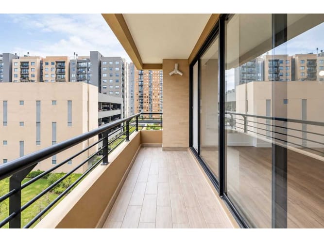 Apartamento de 3 alcobas en venta en Gran Granada, Bogotá, 87 m² · foto 8 de 23