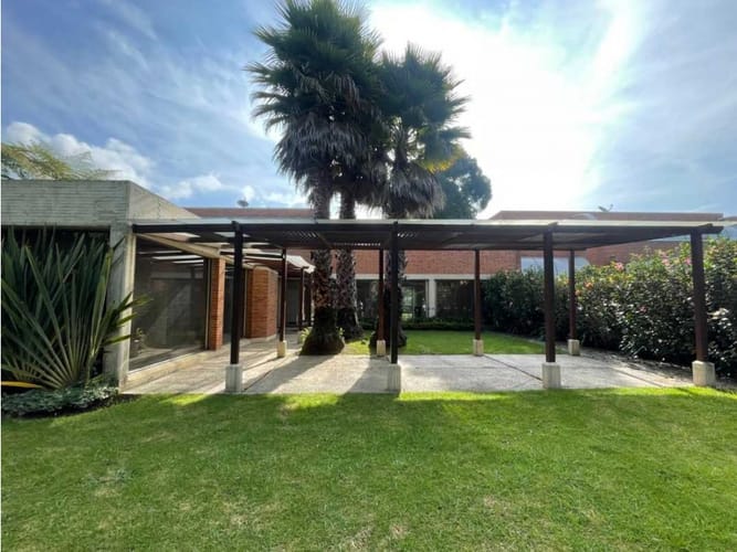 Casa de 3 alcobas en arriendo en Guaymaral, Zipaquirá, 300 m² · foto 3 de 20