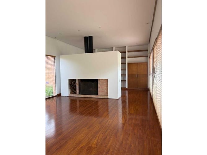 Casa de 3 alcobas en arriendo en Guaymaral, Zipaquirá, 300 m² · foto 12 de 20
