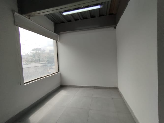Local en arriendo en Laureles, Medellín, 132 m² · foto 2 de 12