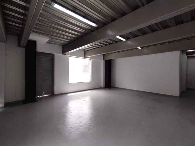 Local en arriendo en Laureles, Medellín, 132 m² · foto 4 de 12
