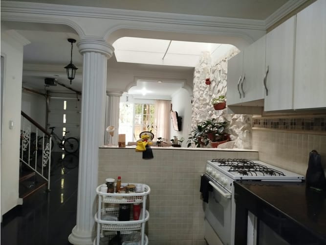Casa de 3 alcobas en venta en Ciudad 2000, Cali, 250 m² · foto 9 de 24
