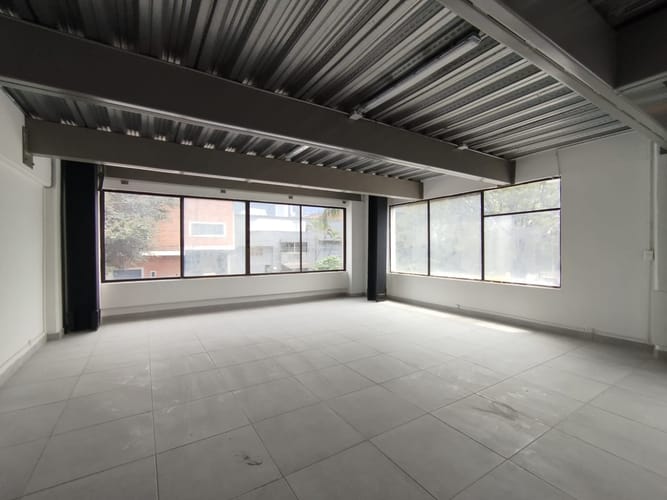 Local en arriendo en Laureles, Medellín, 132 m² · foto 8 de 12