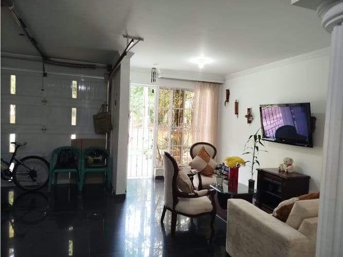 Casa de 3 alcobas en venta en Ciudad 2000, Cali, 250 m² · foto 21 de 24