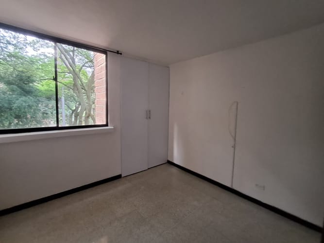 Apartamento de 3 alcobas en arriendo en Laureles, Medellín, 120 m² · foto 9 de 20