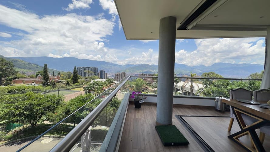 Apartamento de 3 alcobas en arriendo en Loma Del Escobero, Envigado, 120 m² · foto 7 de 16