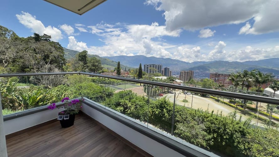 Apartamento de 3 alcobas en arriendo en Loma Del Escobero, Envigado, 120 m² · foto 16 de 16