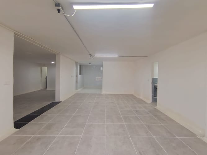 Local en arriendo en Laureles, Medellín, 114 m² · foto 2 de 10
