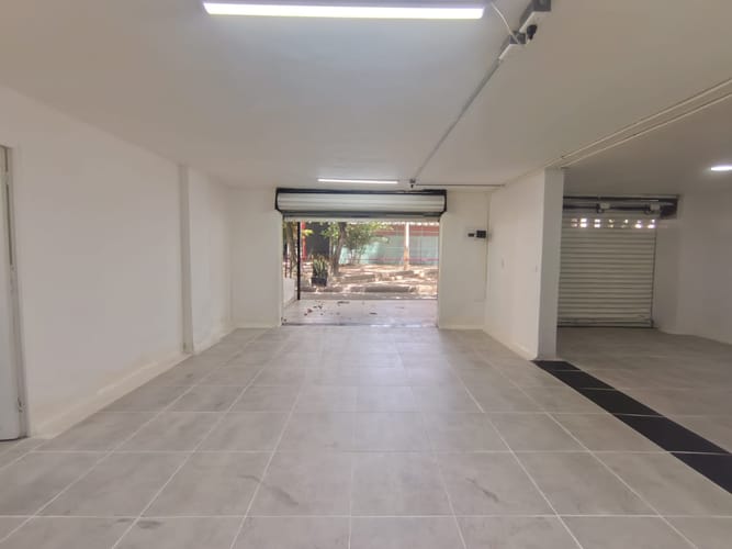 Local en arriendo en Laureles, Medellín, 114 m² · foto 5 de 10