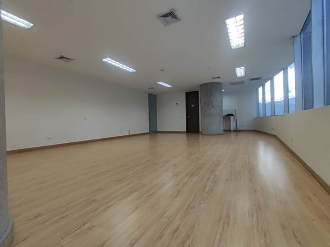 Oficina en arriendo en San Diego, Medellín, 62 m² · foto 4 de 11