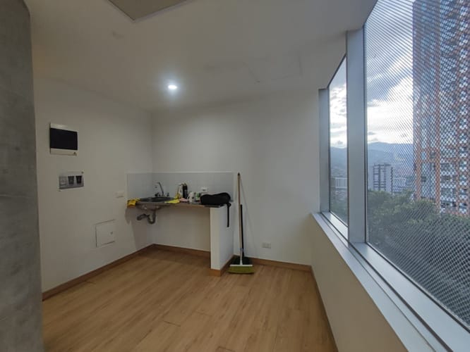 Oficina en arriendo en San Diego, Medellín, 62 m² · foto 10 de 11