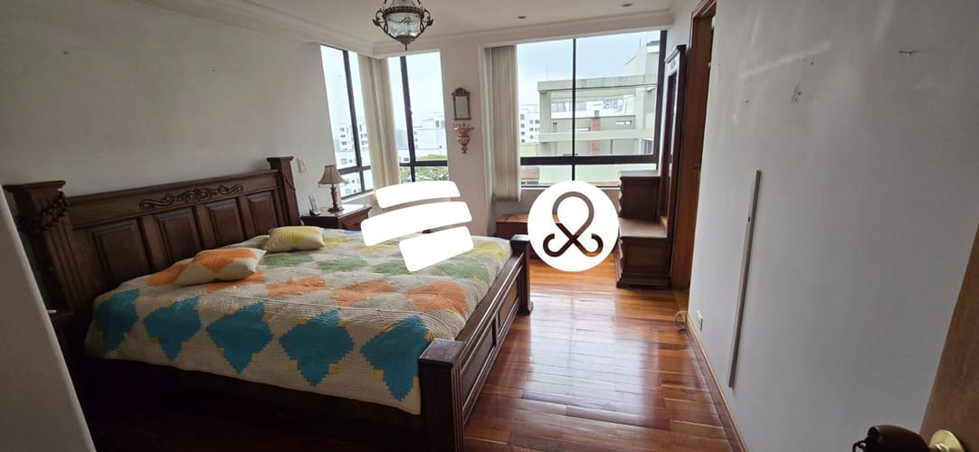 Apartamento de 3 alcobas en venta en El Poblado, Medellín, 171 m² · foto 17 de 24