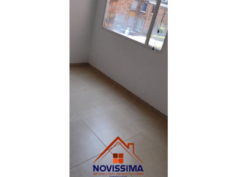 Casa en venta en Lagos De Torca, Bogotá · foto 9 de 17