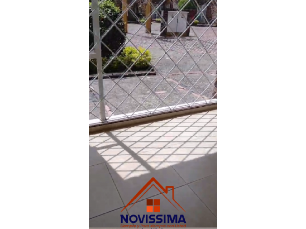 Casa en venta en Lagos De Torca, Bogotá · foto 12 de 17