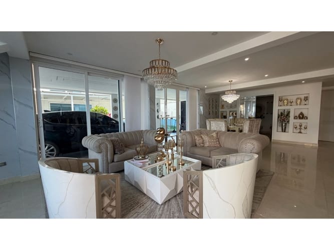 Casa de 4 alcobas en venta en Las Mercedes, Jamundí, 342 m² · foto 10 de 24