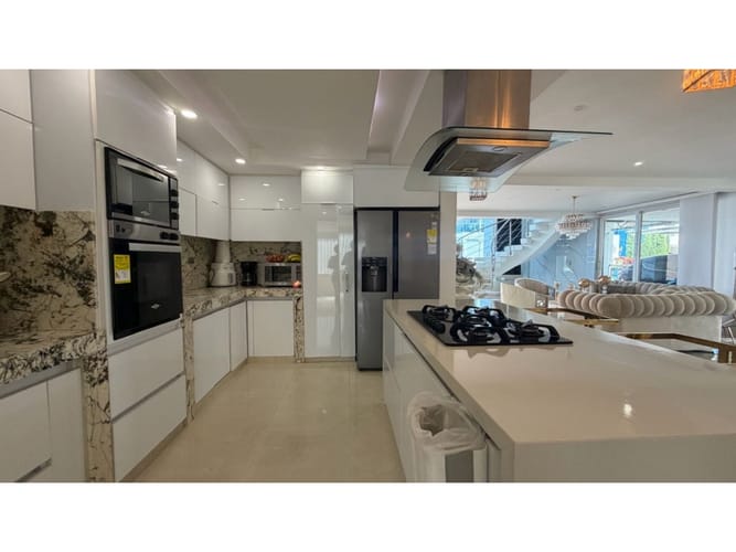 Casa de 4 alcobas en venta en Las Mercedes, Jamundí, 342 m² · foto 14 de 24