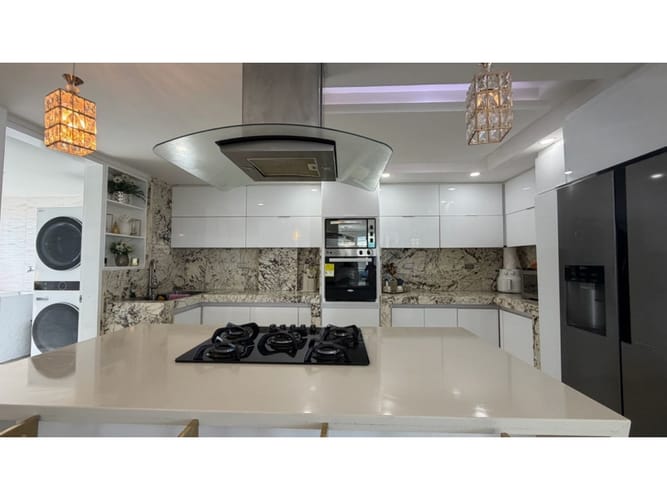 Casa de 4 alcobas en venta en Las Mercedes, Jamundí, 342 m² · foto 18 de 24