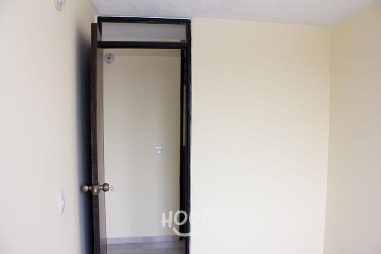 Apartamento de 3 alcobas en arriendo en San Pedro, Madrid, 49 m² · foto 16 de 20