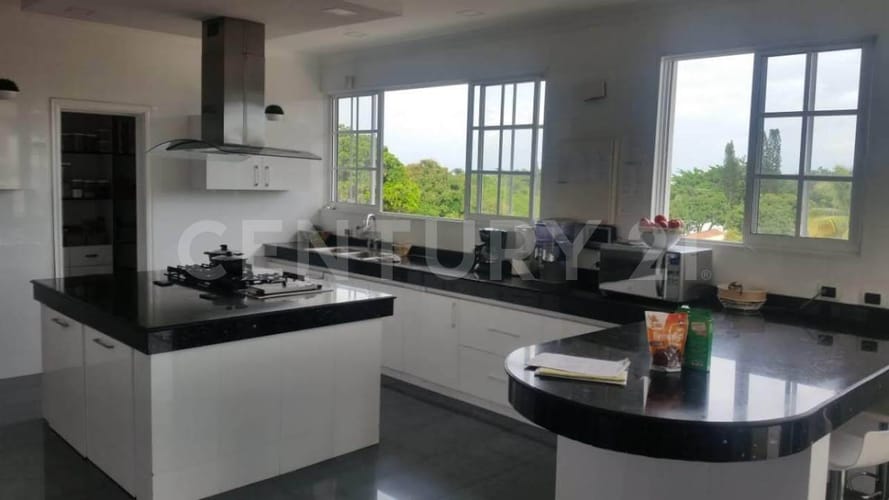 Apartamento en venta en Ciudad Jardin, Cali · foto 5 de 17