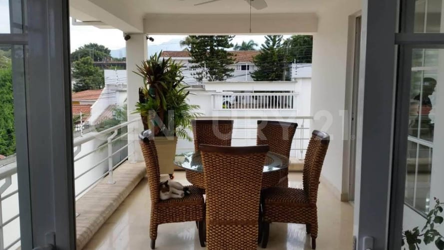 Apartamento en venta en Ciudad Jardin, Cali · foto 17 de 17