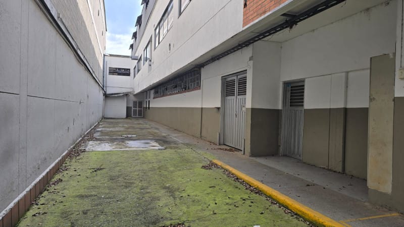 Bodega en arriendo en Las Vegas, Envigado, 2100 m² · foto 9 de 11