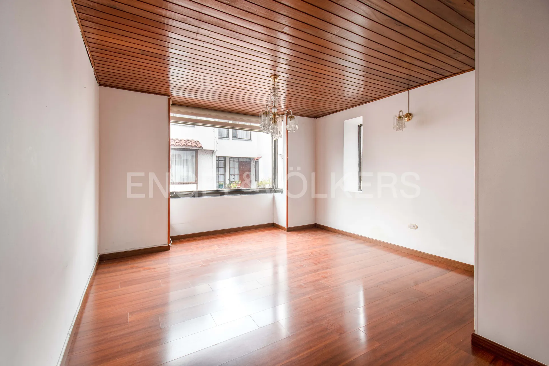 Casa en venta en El Batán, Bogotá · foto 3 de 14