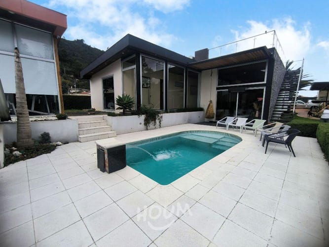 Casa de 3 alcobas en arriendo en Cota, 250 m² · foto 2 de 24