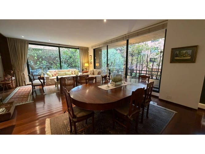 Apartamento de 2 alcobas en arriendo en Chicó Reservado, Bogotá, 188 m² · foto 3 de 11