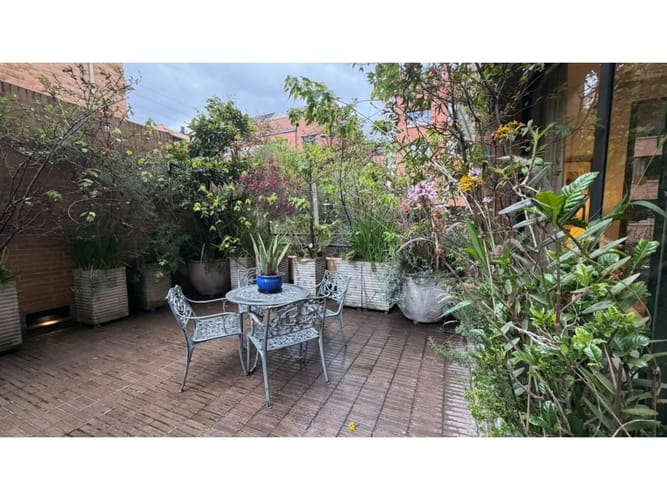 Apartamento de 2 alcobas en arriendo en Chicó Reservado, Bogotá, 188 m² · foto 6 de 11