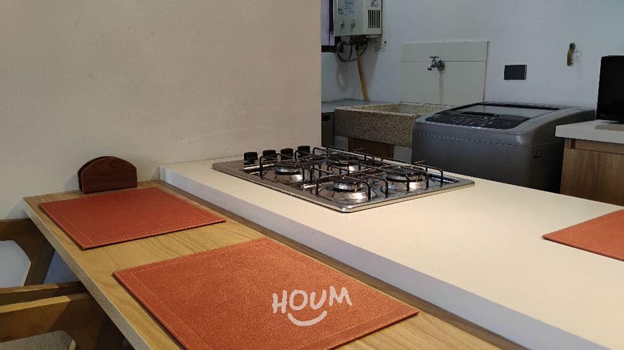 Apartamento de 3 alcobas en arriendo en El Poblado, Medellín, 85 m² · foto 2 de 18