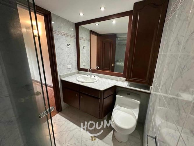Apartamento de 3 alcobas en arriendo en El Tesoro, Medellín, 180 m² · foto 9 de 19