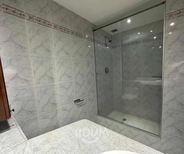Apartamento de 3 alcobas en arriendo en El Tesoro, Medellín, 180 m² · foto 10 de 19