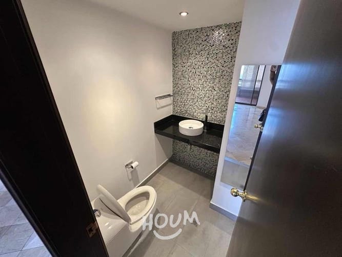 Apartamento de 3 alcobas en arriendo en El Tesoro, Medellín, 180 m² · foto 12 de 19