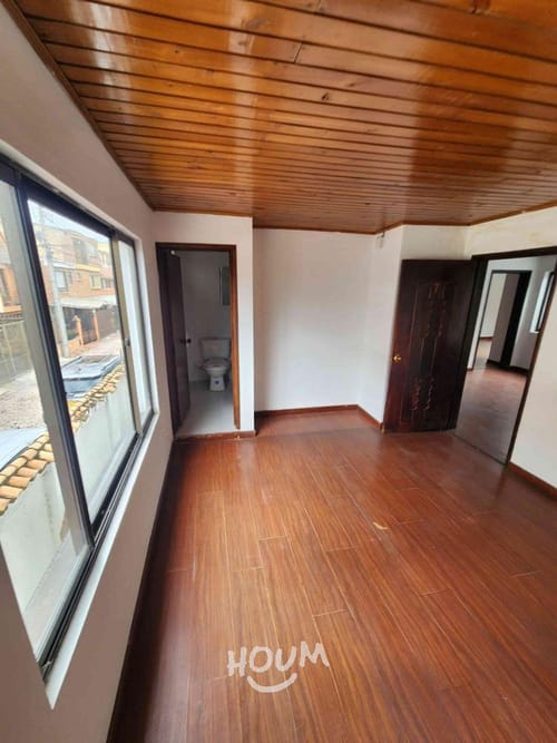 Casa de 10 alcobas en arriendo en Santa Lucia, Chía, 728 m² · foto 19 de 24