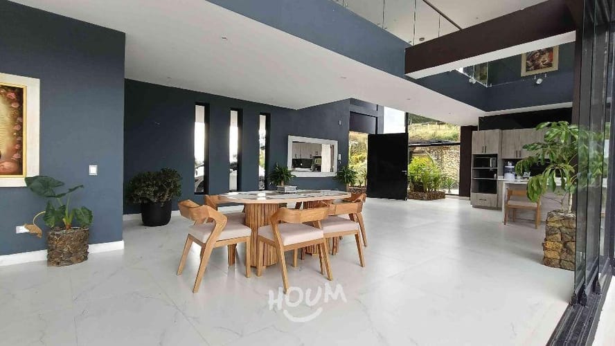 Casa de 5 alcobas en arriendo en El Faro, Rionegro, 900 m² · foto 8 de 24