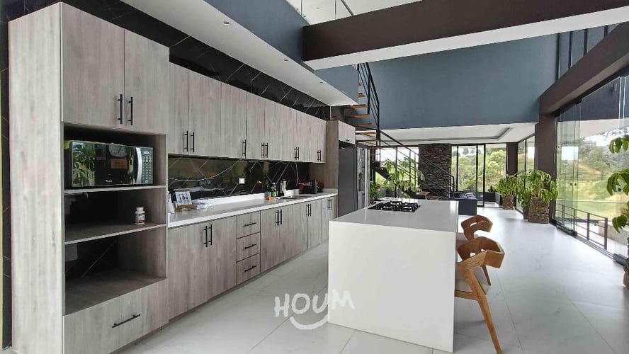 Casa de 5 alcobas en arriendo en El Faro, Rionegro, 900 m² · foto 10 de 24