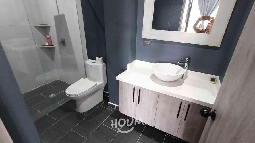 Casa de 5 alcobas en arriendo en El Faro, Rionegro, 900 m² · foto 21 de 24
