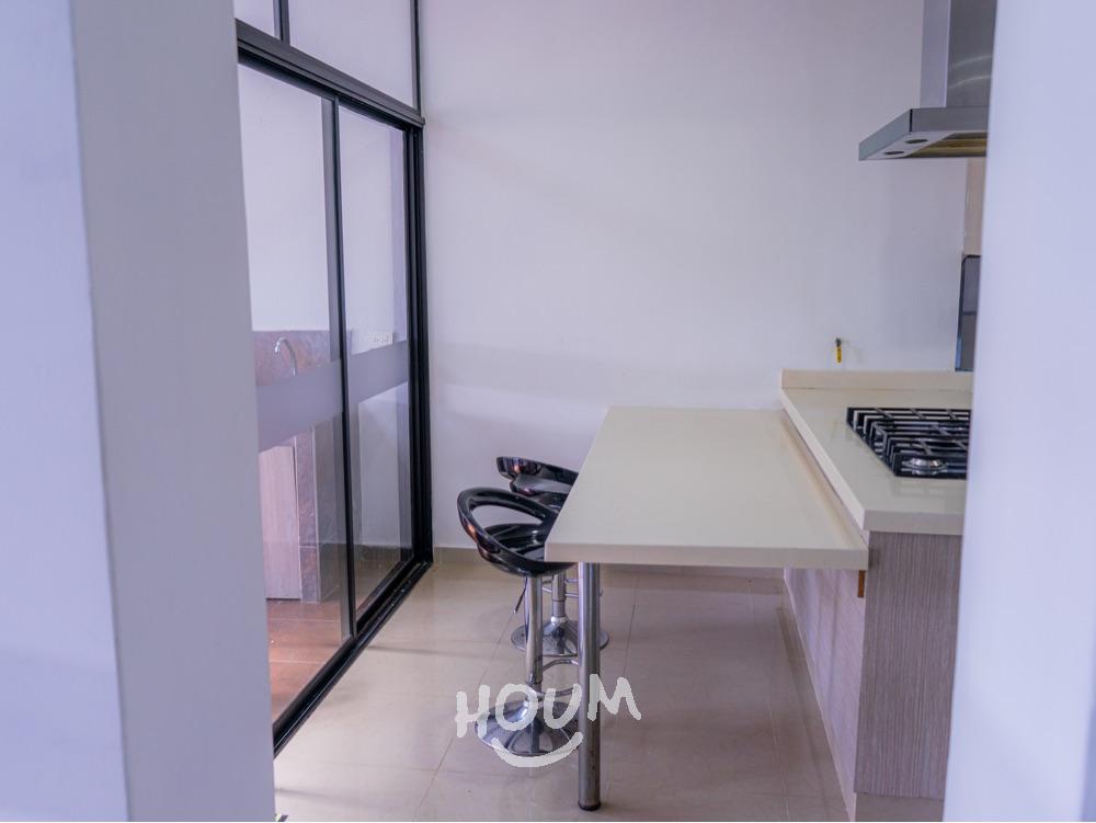 Casa en arriendo en El Poblado, Medellín · foto 7 de 24