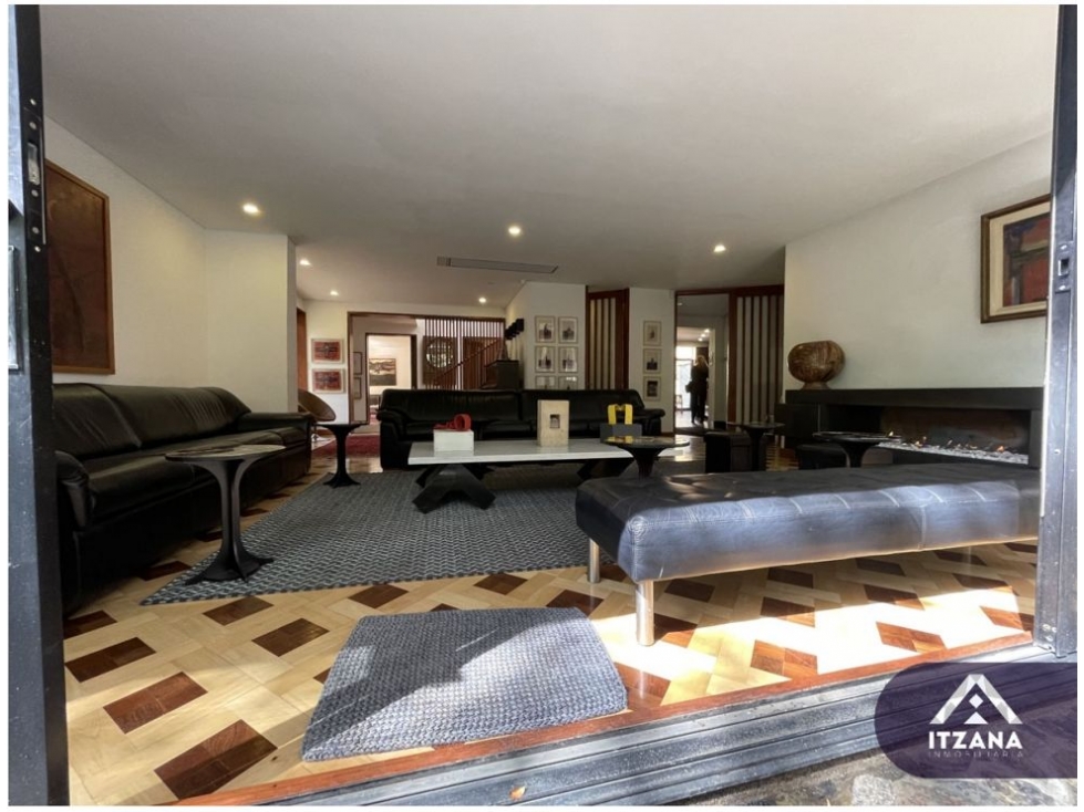 Casa en venta en Bosque Izquierdo, Bogotá · foto 2 de 17