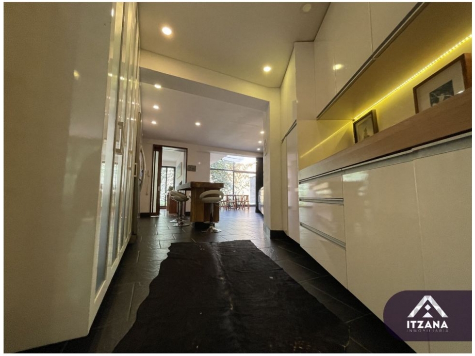 Casa en venta en Bosque Izquierdo, Bogotá · foto 9 de 17